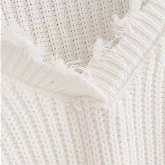 White Cropped Off the Shoulder Long Sleeve - Picture 8 of 11